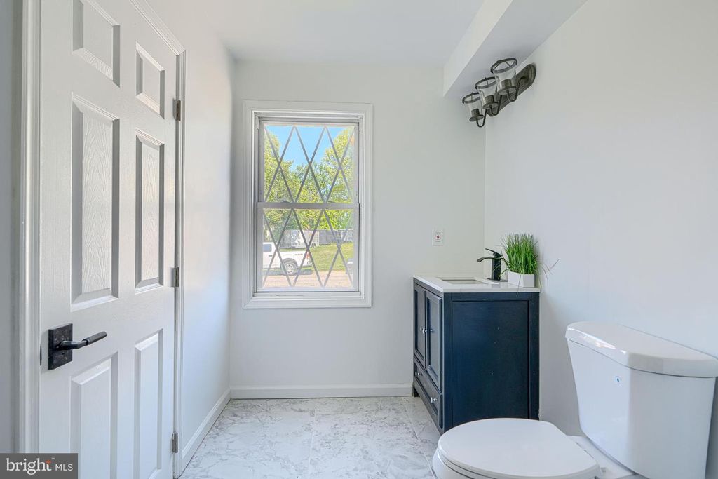 Image 22 of property listing at 5423 REMMELL AVE, Baltimore, MD 21206