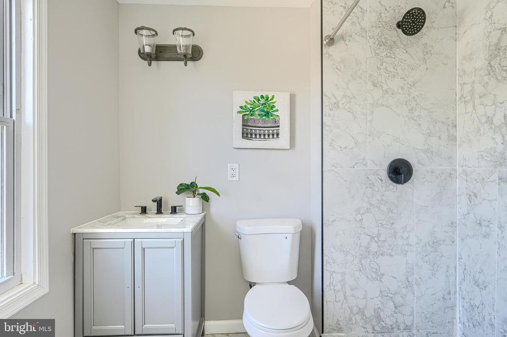 Image 28 of property listing at 5423 REMMELL AVE, Baltimore, MD 21206