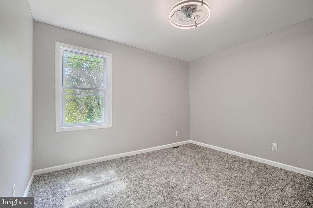 Image 32 of property listing at 5423 REMMELL AVE, Baltimore, MD 21206