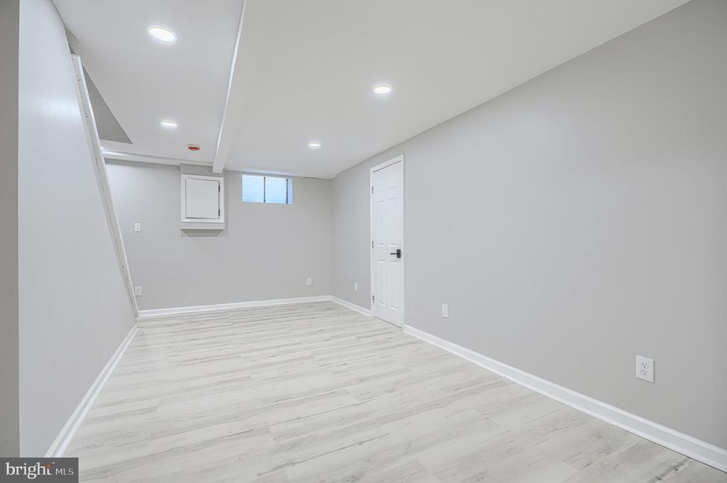 Image 39 of property listing at 5423 REMMELL AVE, Baltimore, MD 21206