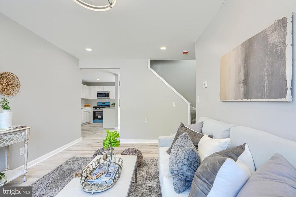 Image 4 of property listing at 5423 REMMELL AVE, Baltimore, MD 21206