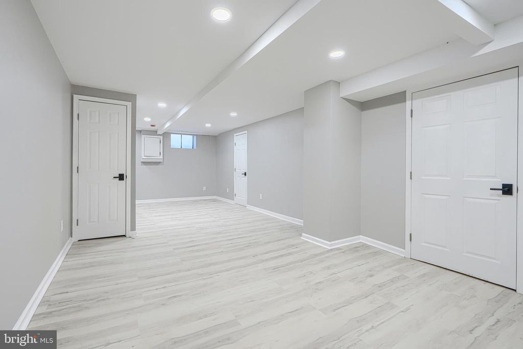 Image 40 of property listing at 5423 REMMELL AVE, Baltimore, MD 21206