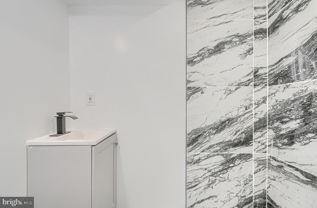 Image 43 of property listing at 5423 REMMELL AVE, Baltimore, MD 21206