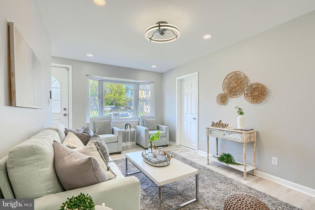 Image 8 of property listing at 5423 REMMELL AVE, Baltimore, MD 21206