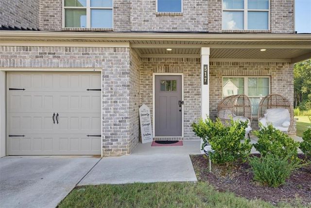 517 Redchurch Dr, Mcdonough, GA 30252