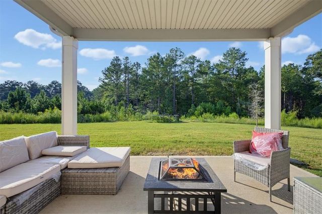 517 Redchurch Dr, Mcdonough, GA 30252