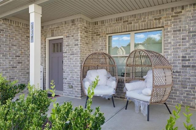 517 Redchurch Dr, Mcdonough, GA 30252