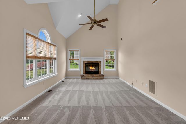 19 Outlook Lane, Freehold, NJ 07728