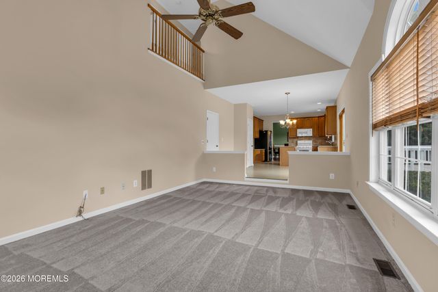19 Outlook Lane, Freehold, NJ 07728