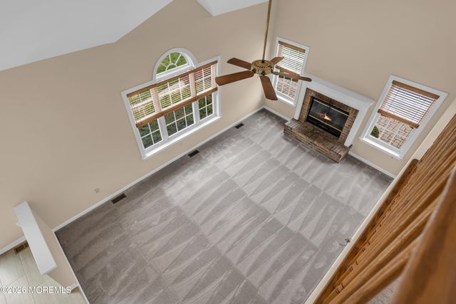 19 Outlook Lane, Freehold, NJ 07728