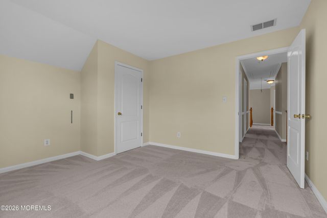 19 Outlook Lane, Freehold, NJ 07728