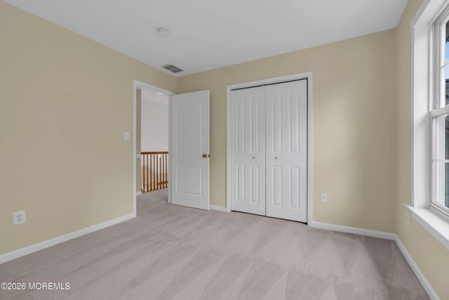 19 Outlook Lane, Freehold, NJ 07728