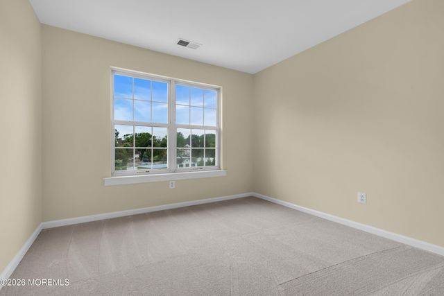19 Outlook Lane, Freehold, NJ 07728