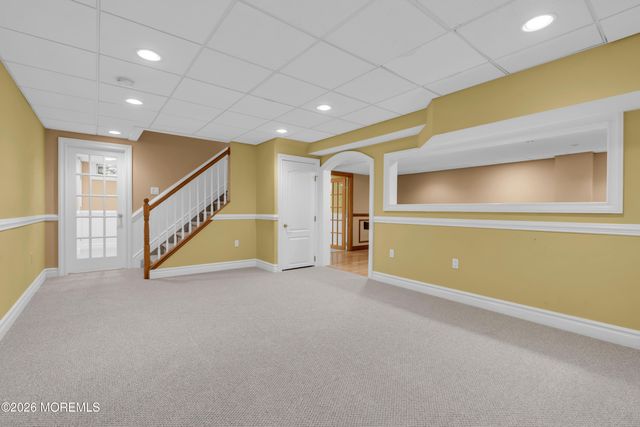 19 Outlook Lane, Freehold, NJ 07728