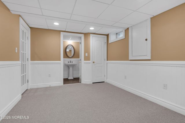 19 Outlook Lane, Freehold, NJ 07728