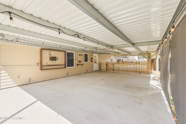 200 Breton Drive, Lafayette, LA 70508