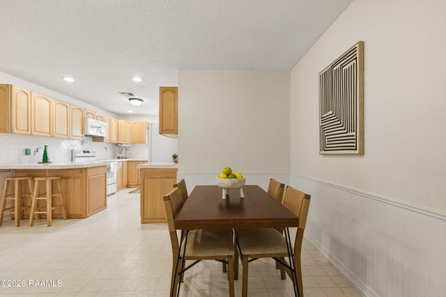 200 Breton Drive, Lafayette, LA 70508