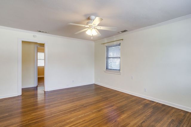 4713 Kilpatrick Avenue, Fort Worth, TX 76107