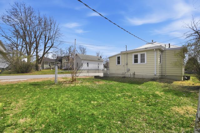 1628 Otley Avenue, Perry, IA 50220