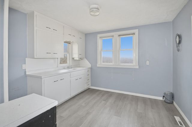 1628 Otley Avenue, Perry, IA 50220
