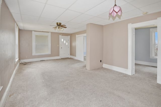 1628 Otley Avenue, Perry, IA 50220