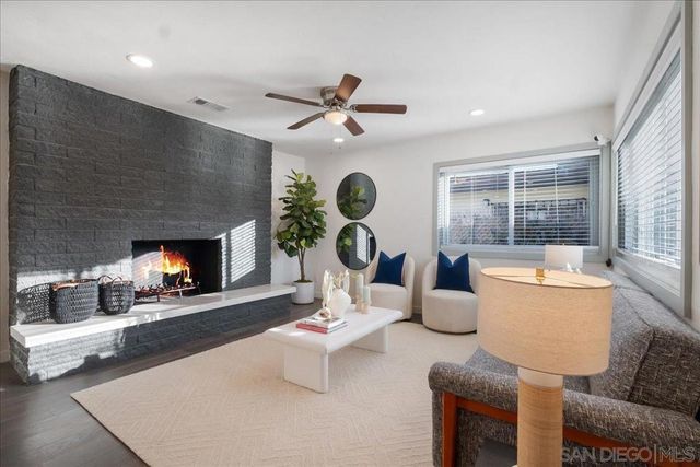 941 8Th St, Imperial Beach, CA 91932