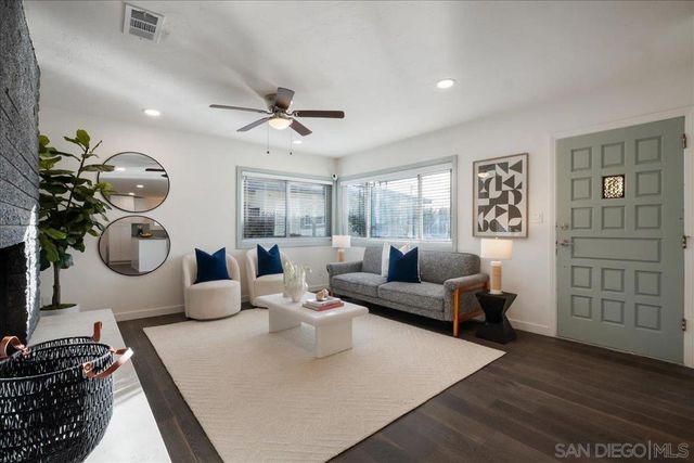 941 8Th St, Imperial Beach, CA 91932