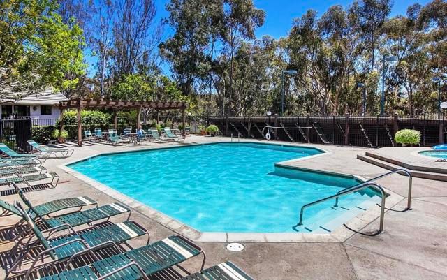 2895 Brentwood Court, Carlsbad, CA 92008