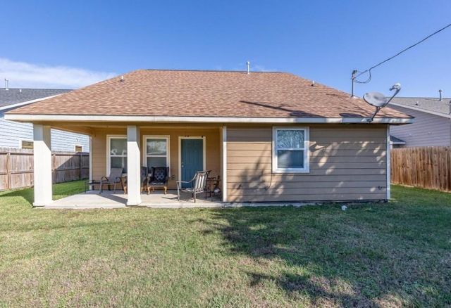2113 W Gulf Street, Baytown, TX 77520