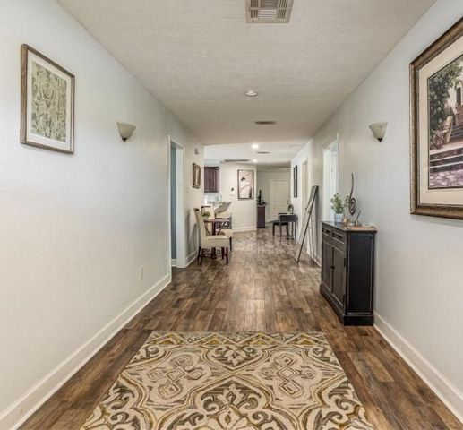 2113 W Gulf Street, Baytown, TX 77520