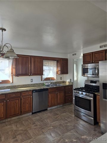 4882 Mount Vernon Boulevard, Hamburg, NY 14075