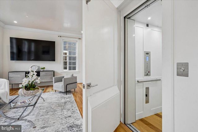 607 SECOND ST, Alexandria, VA 22314