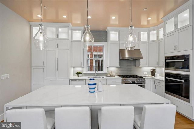 607 SECOND ST, Alexandria, VA 22314