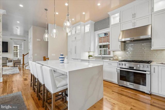 607 SECOND ST, Alexandria, VA 22314