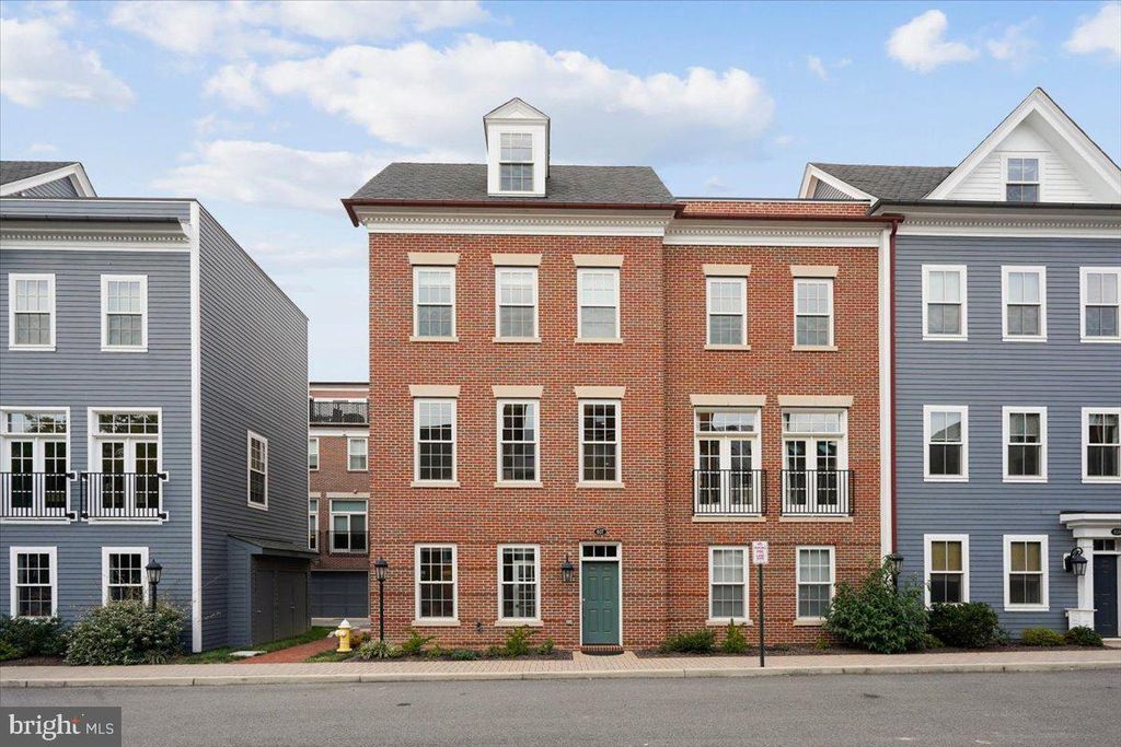 607 SECOND ST, Alexandria, VA 22314