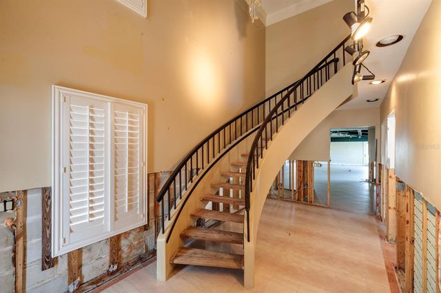 2063 ILLINOIS AVENUE NE, St Petersburg, FL 33703