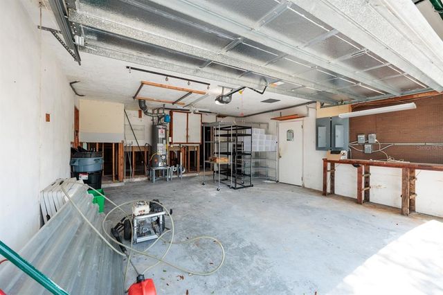 2063 ILLINOIS AVENUE NE, St Petersburg, FL 33703