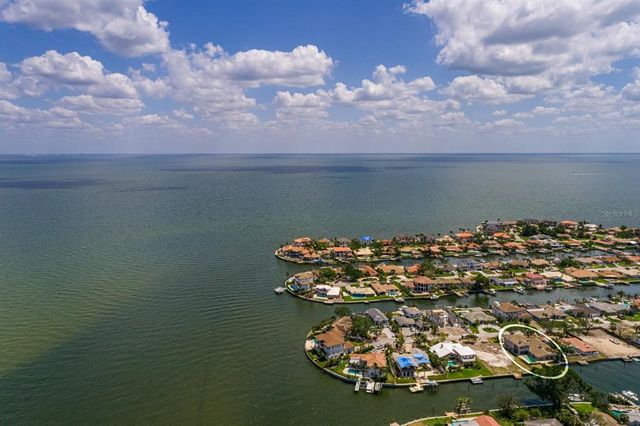2063 ILLINOIS AVENUE NE, St Petersburg, FL 33703