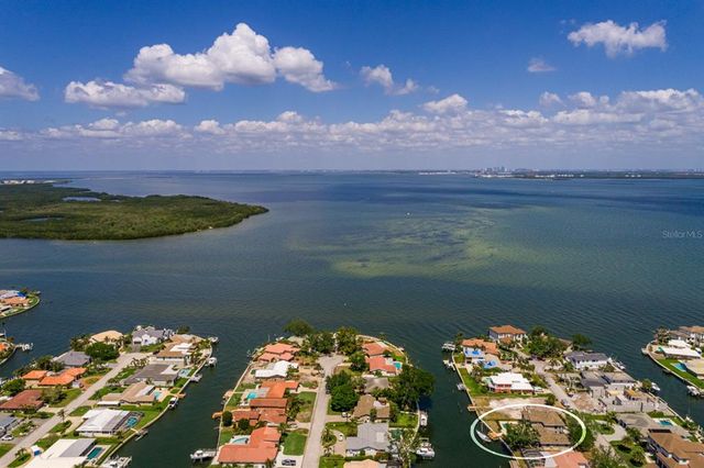 2063 ILLINOIS AVENUE NE, St Petersburg, FL 33703
