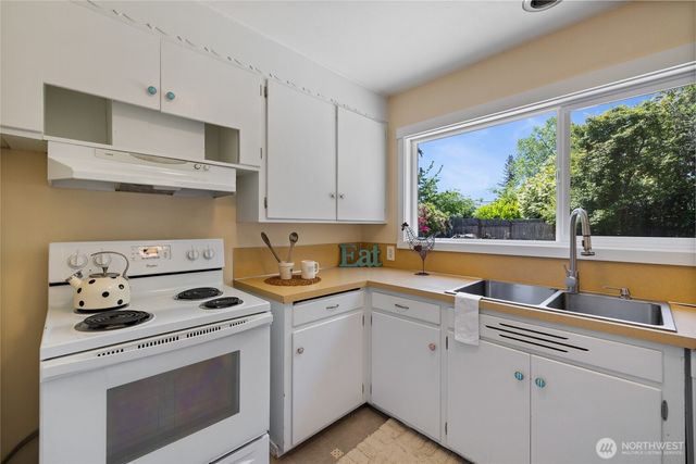 505 Frederick Street NE, Olympia, WA 98506
