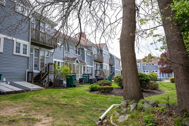 501 Auburn St 303, Whitman, MA 02382