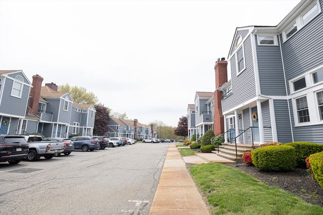 501 Auburn St 303, Whitman, MA 02382