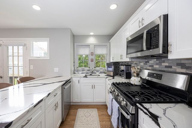 501 Auburn St 303, Whitman, MA 02382
