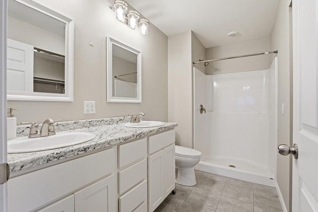 2148 Cambridge Court, Reedsburg, WI 53959