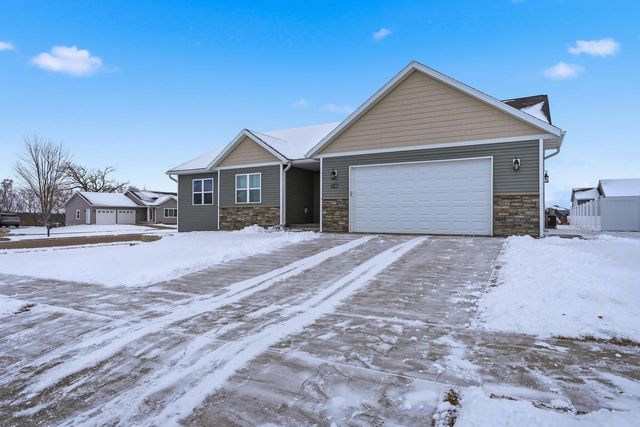 2148 Cambridge Court, Reedsburg, WI 53959
