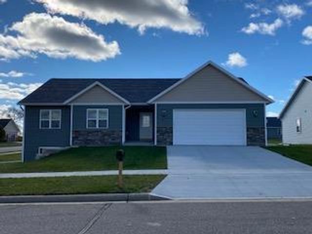 2148 Cambridge Court, Reedsburg, WI 53959