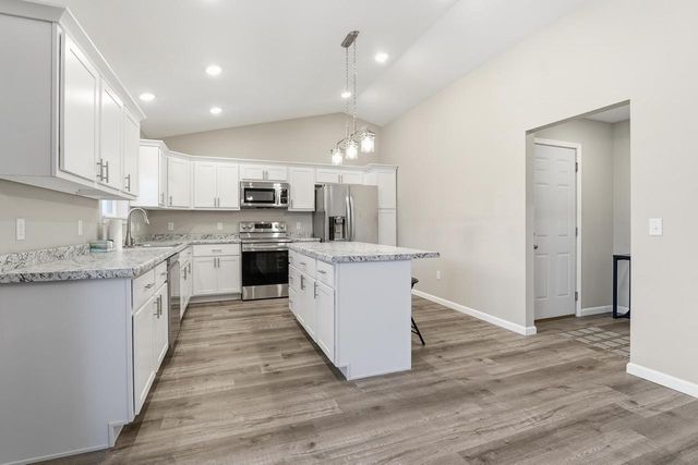 2148 Cambridge Court, Reedsburg, WI 53959