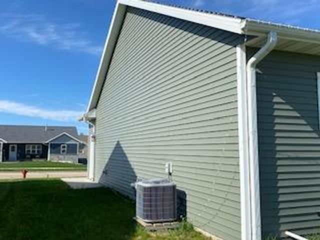 2148 Cambridge Court, Reedsburg, WI 53959