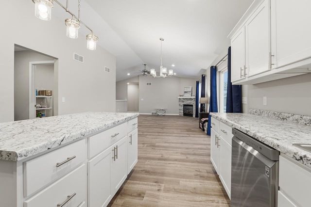 2148 Cambridge Court, Reedsburg, WI 53959