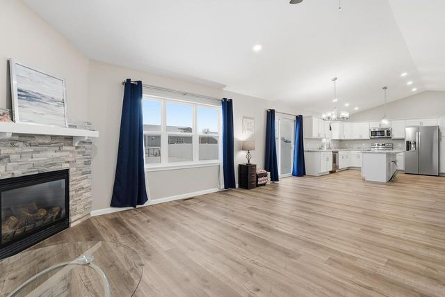 2148 Cambridge Court, Reedsburg, WI 53959